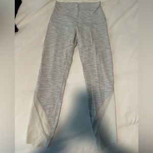 never worn lululemon wonder under detailed leggings